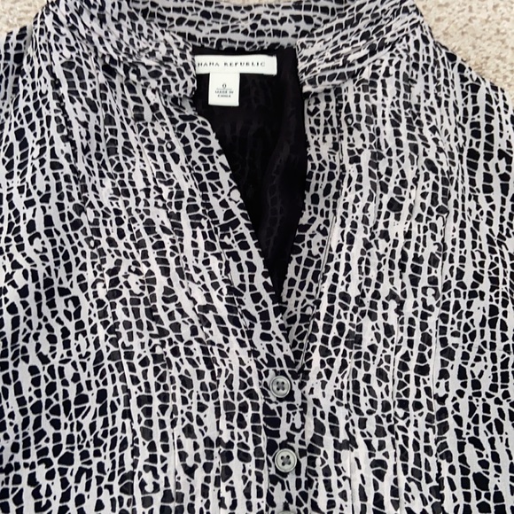 🌟NBW Banana Republic Sleeveless Chiffon Blouse, 0🌟 - Picture 3 of 10